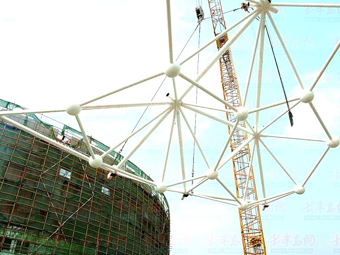 保山体育馆网架安装